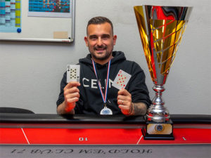 Hold’em Club 71