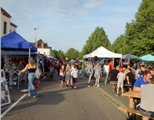 Marché à Ciry-le-Noble