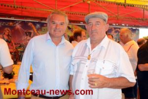 Montceau-les-mines : remise de la médaille de la ville à Guy Simoulin