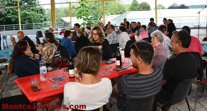 saison-ecla-09092416