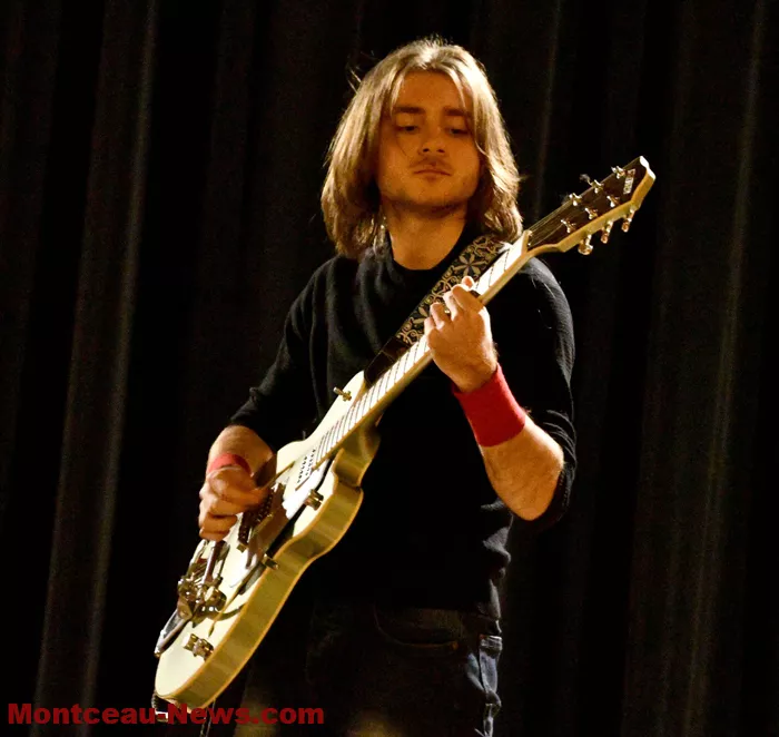 adj-tremplin-201024161027