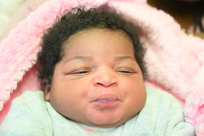 bebe-jael-2010245