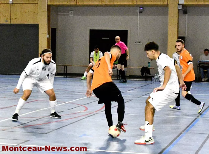 foot-salle-251124161027