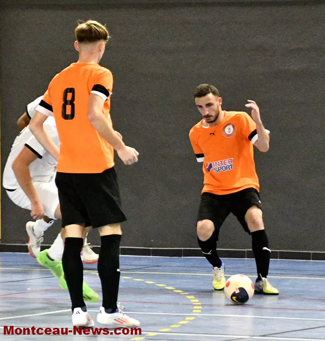 foot-salle-251124161028