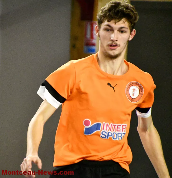foot-salle-251124161031