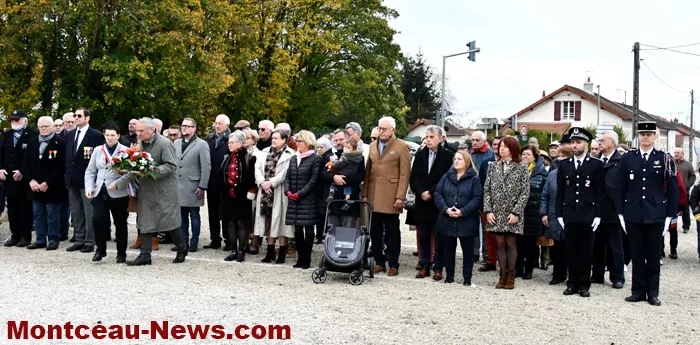 mont-commemo-121124161036