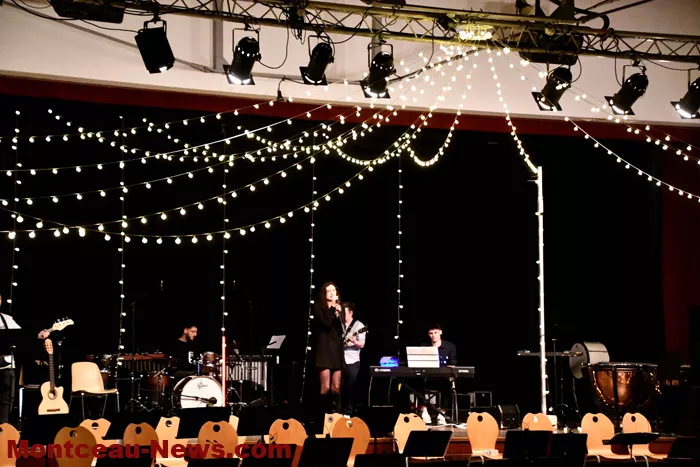 emma-concert-120125161035