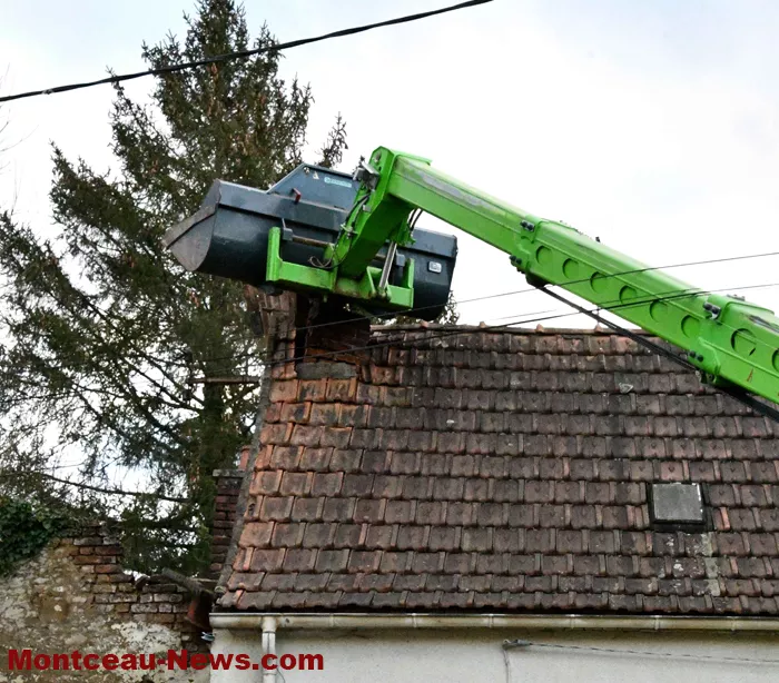 maison-peril-070125161027
