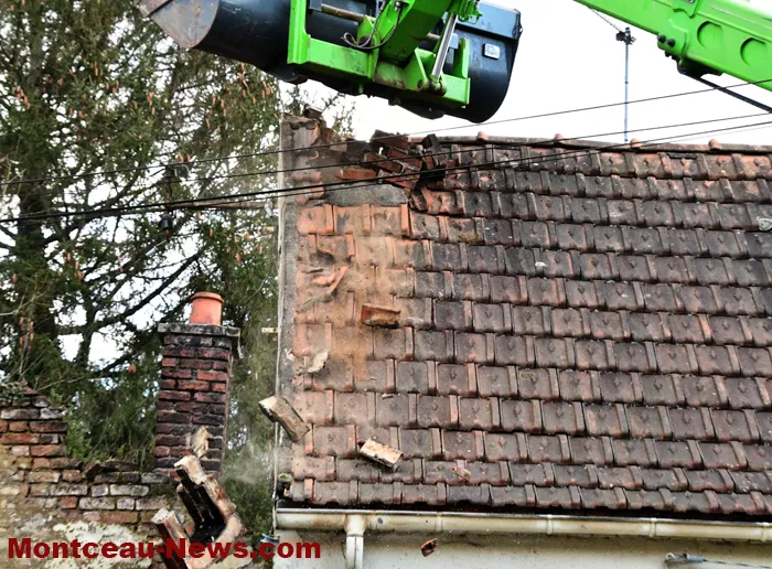 maison-peril-070125161031