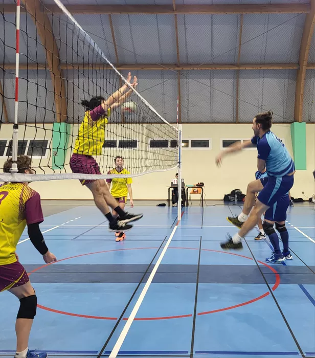 volley-190125161026