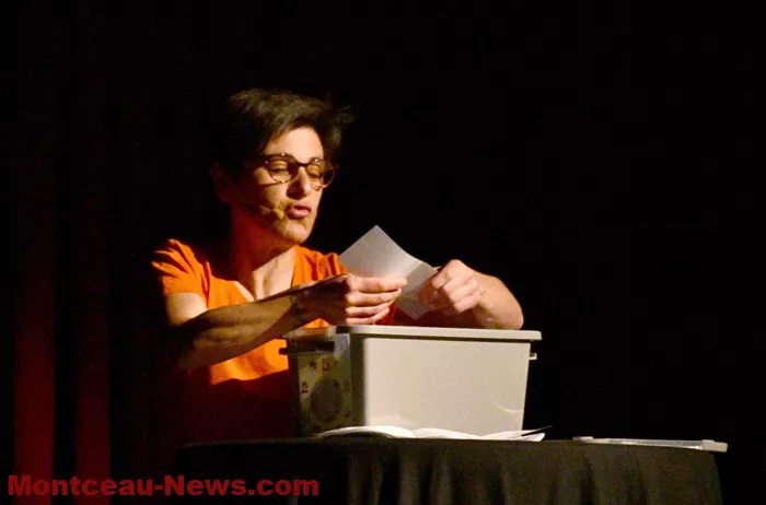 impro-christelle-100325161040