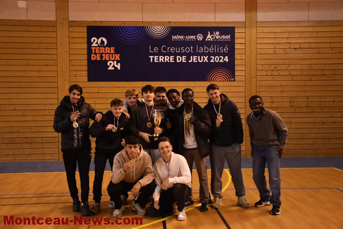 iut-140325161057