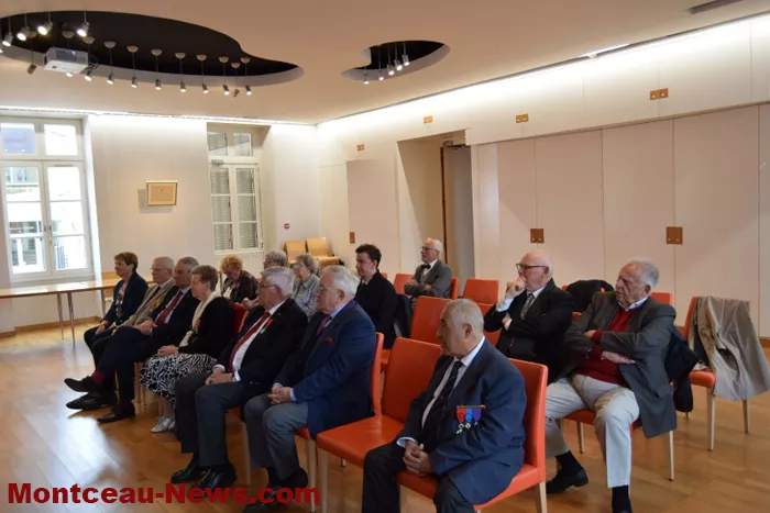 legion honneur-ag-180425161052