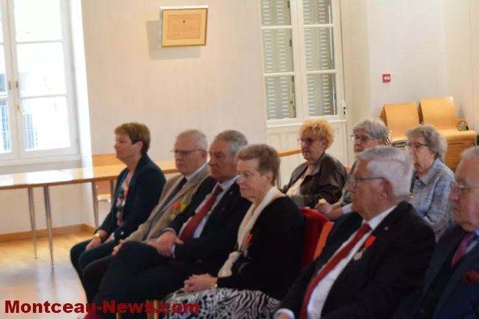 legion honneur-ag-180425161053