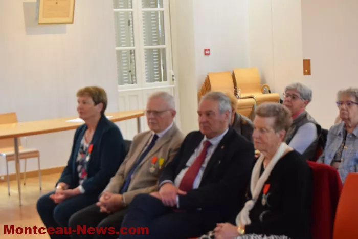 legion honneur-ag-180425161054
