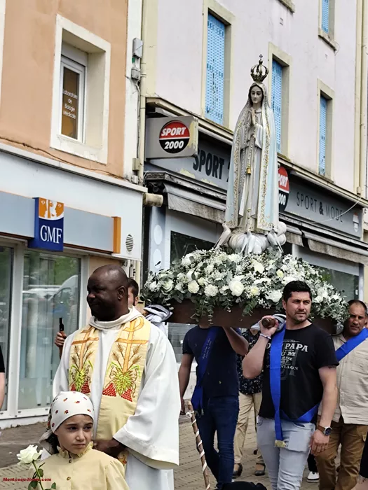 fete-potugais-fatima-300525161066