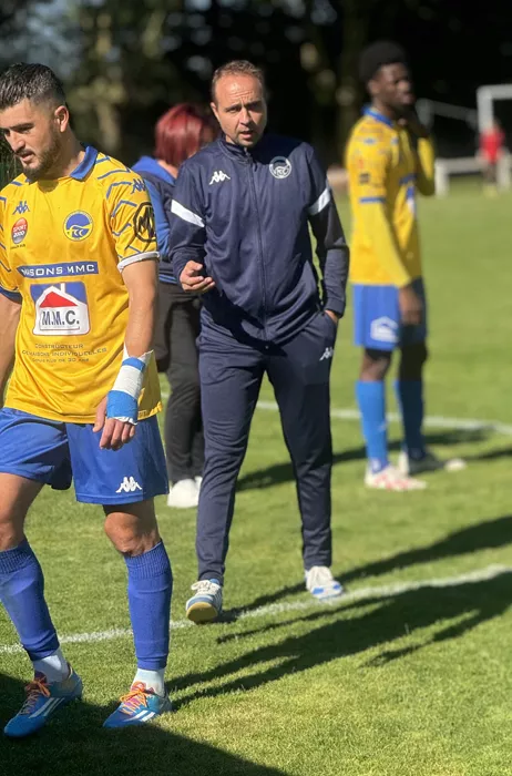 foot-r1-r2-110525161026