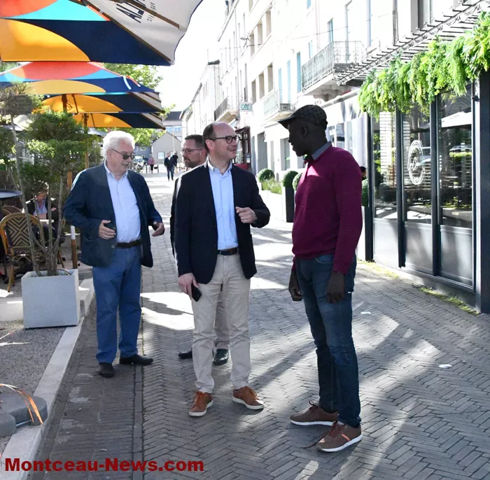 politique-marche-040525161026