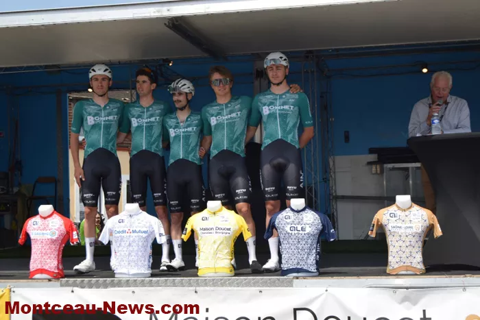 velo-circuit-st-vallier-100525161049