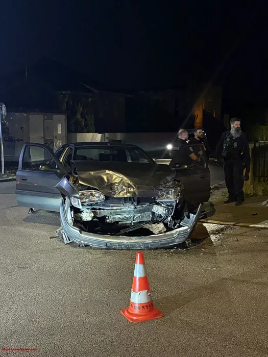 accident-barbes-090625161037