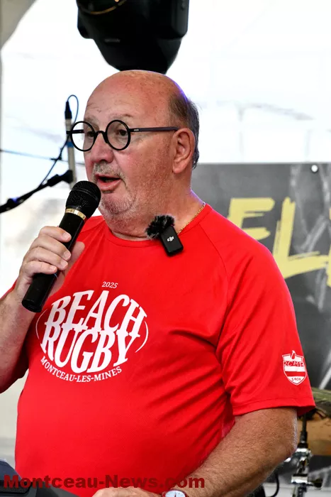 beach-rugby-080625161028