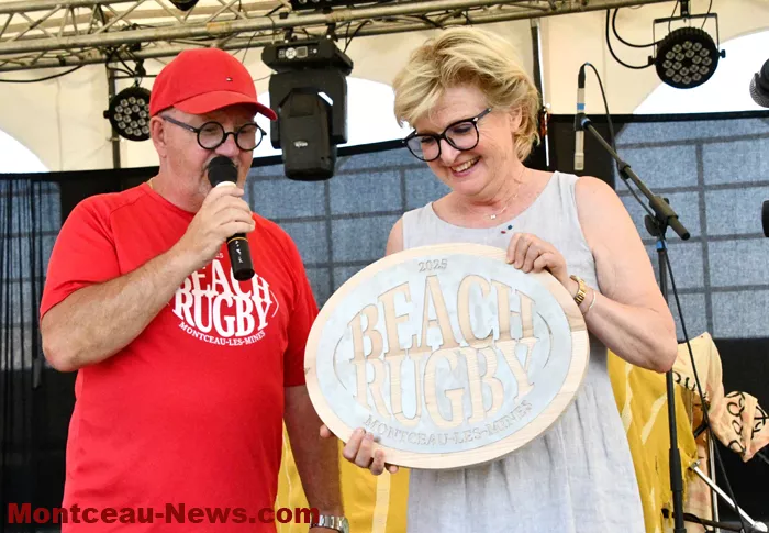 cloture-beach-rugby-150625161027