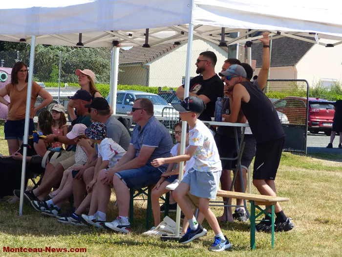 courses-tondeuse-genelard-220625161078