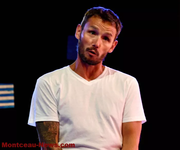 fin-gus-circus-300625161040