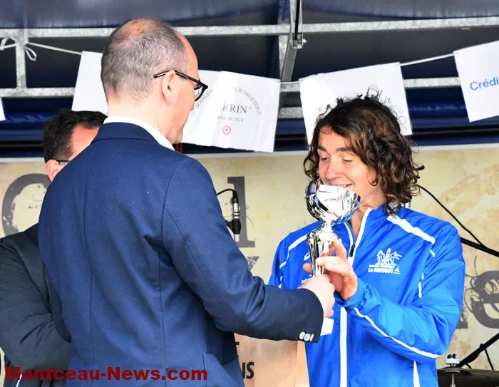 podium-Courses-port-090625161036
