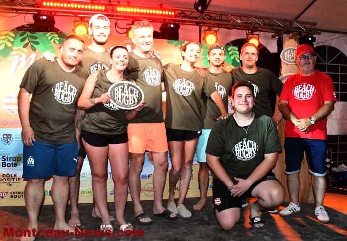 rugby-beach-130625161028