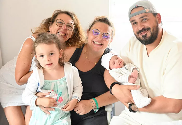 bebe-nael-2207256