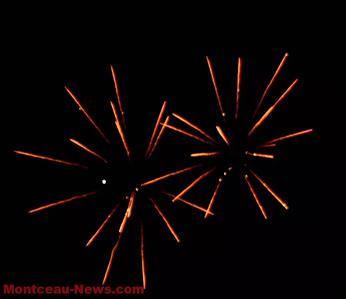 feu-artifice-montceau-140725161029