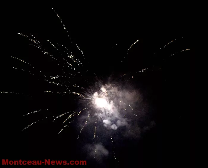 feu-artifice-montceau-140725161032