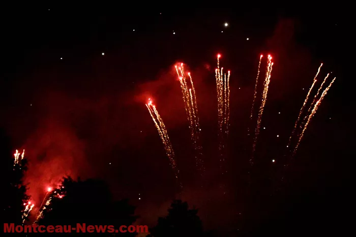 feu-artifice-montceau-140725161036