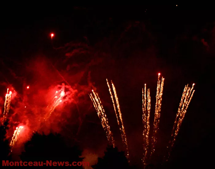 feu-artifice-montceau-140725161039