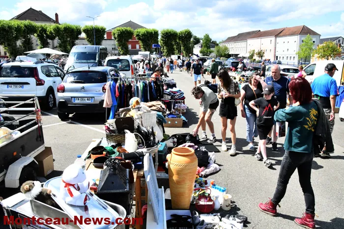 montceau-puces-040825161034