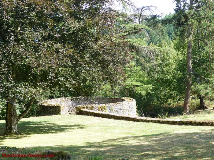 st-bonnet-de-joux-040825161030