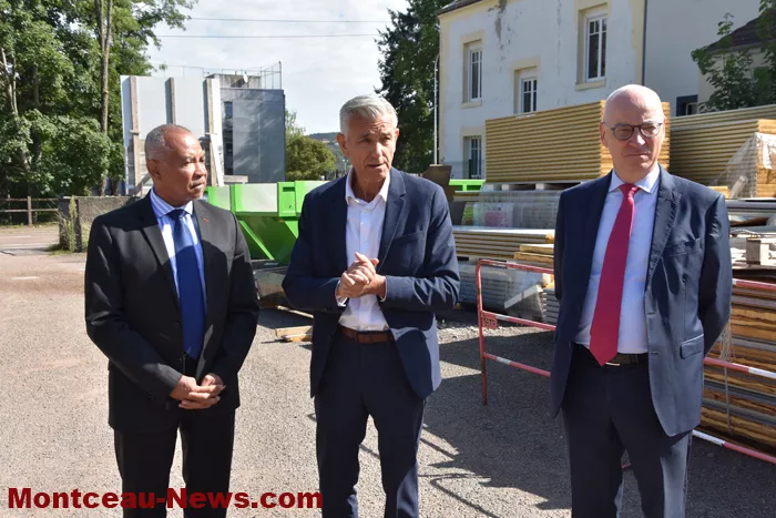 prefet-le-creusot-100925161071