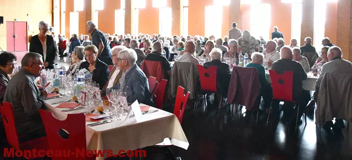 repas-aines-st-vallier-150925161032
