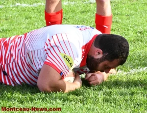 Le RCMB renverse le leader