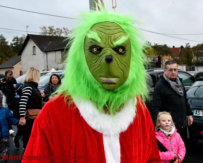 defilee-monstres-blanzy-2610253