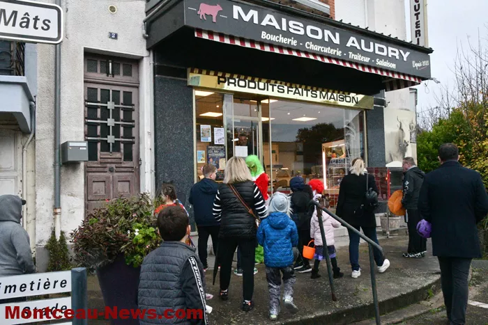 defilee-monstres-blanzy-2610259