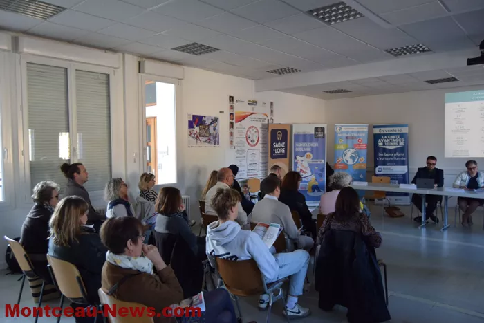 info-jeunes-17102511
