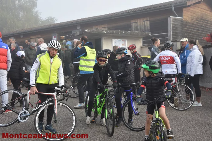 marche-rose-ecuisses-19102528