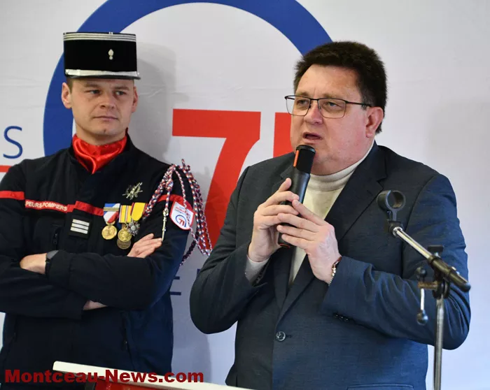 ceremonie-pompiers-blanzy-23112510