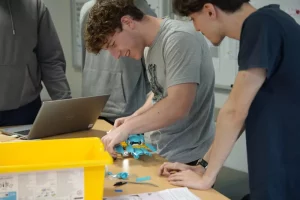 Campus Sud Bourgogne : Robots et frissons à l’IUT du Creusot