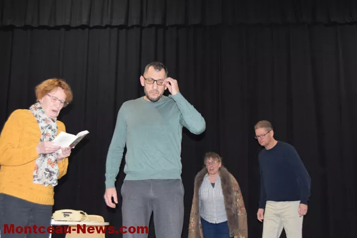 eventail-blanzy-08122516