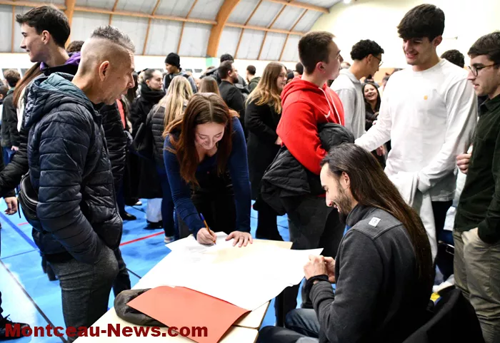 remise-diplomes-lycee-parriat-13122513
