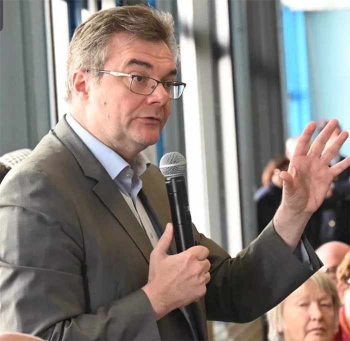 remy-rebeyrotte-161225