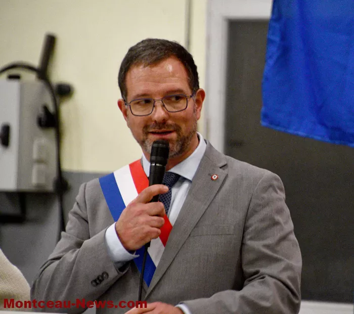 caserne-pompiers-montceau-17012611